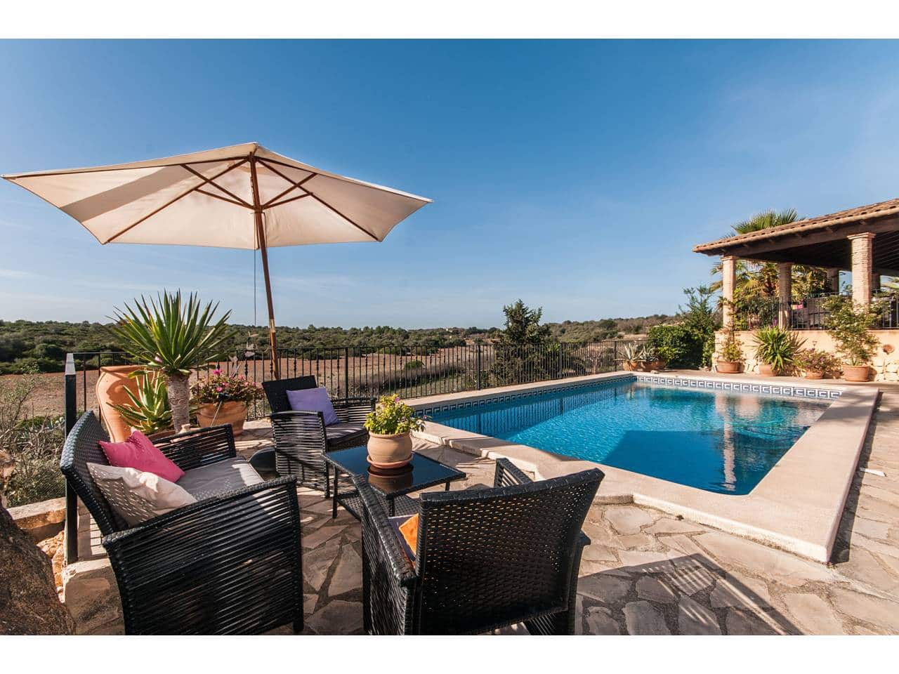 3 soveværelse Finca/Landehus til salg i Santa Margalida med swimmingpool - € 1.150.000 (Ref: 9068429)