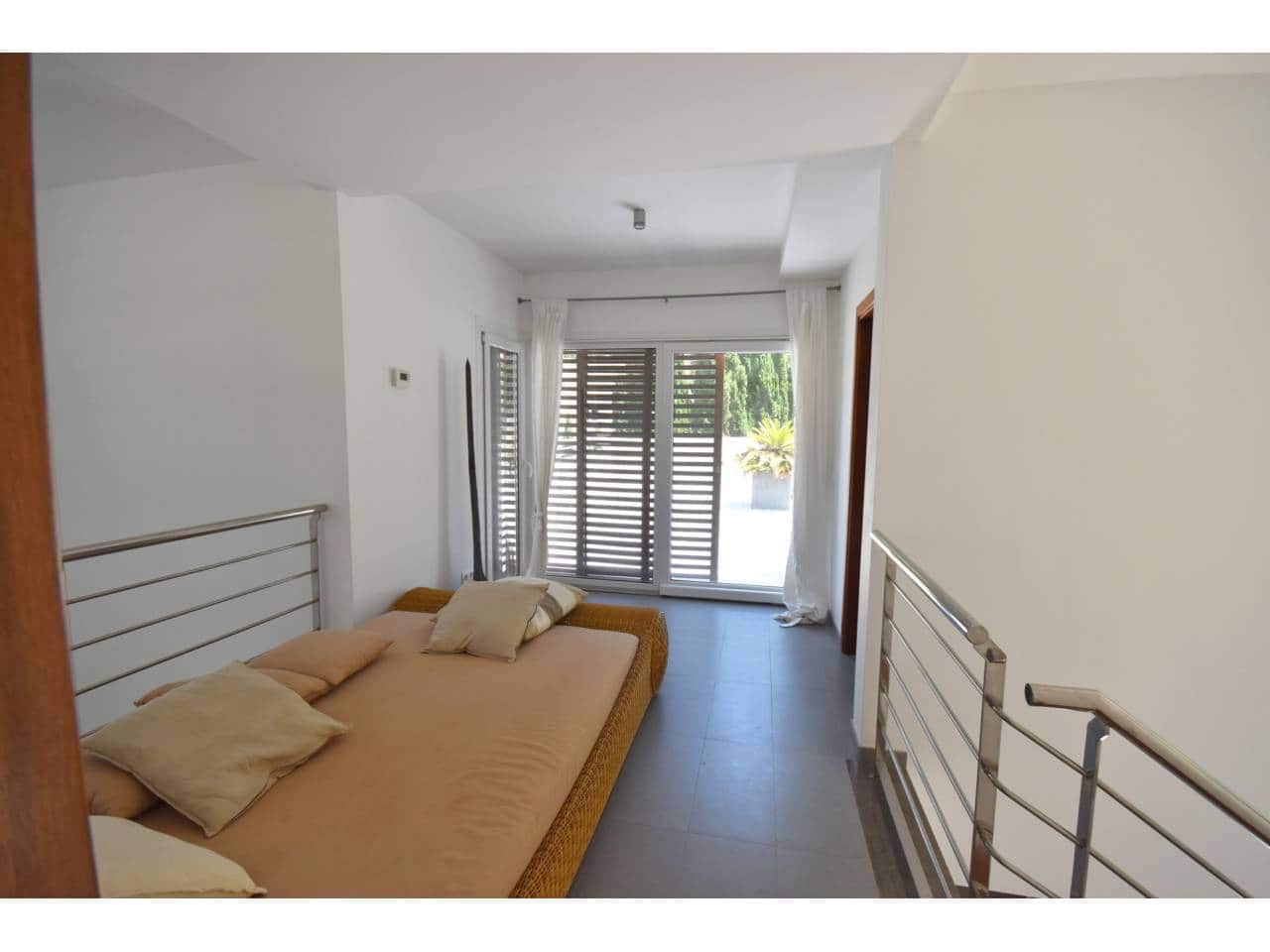 4 soveværelse Villa til salg i Canyamel med swimmingpool - € 1.249.000 (Ref: 9108370)