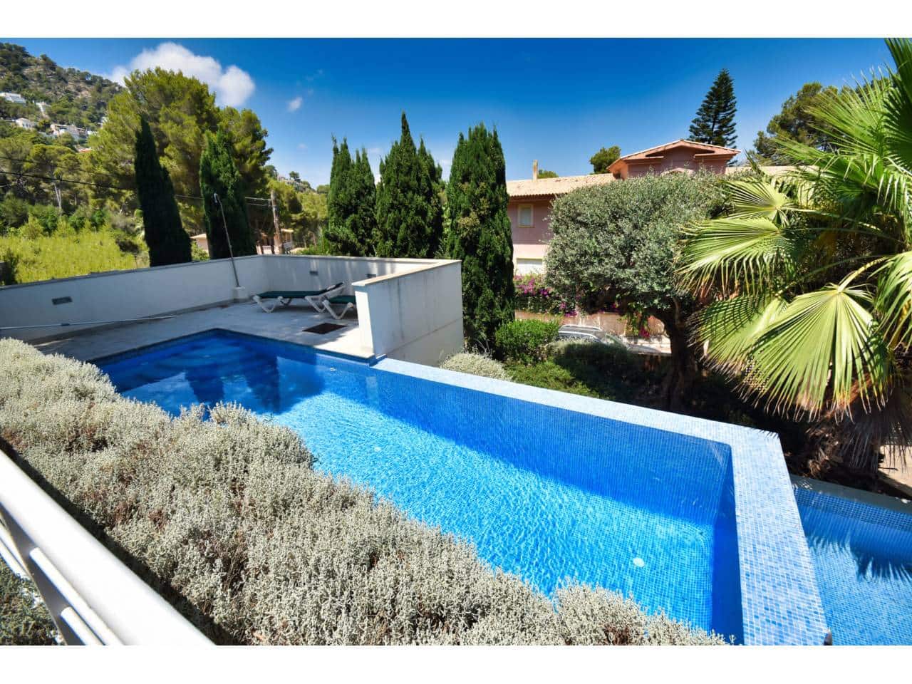 4 soveværelse Villa til salg i Canyamel med swimmingpool - € 1.249.000 (Ref: 9108370)