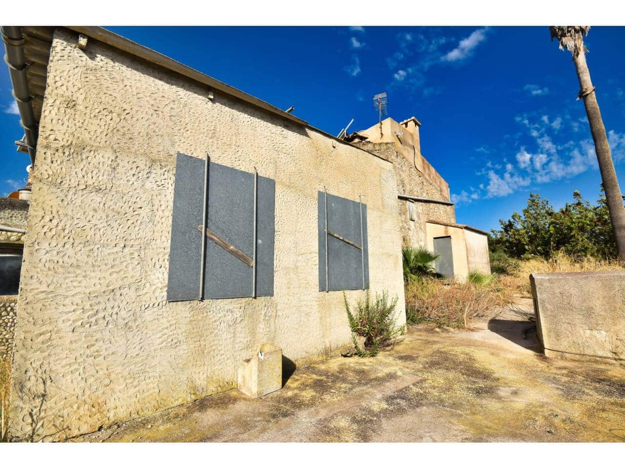 4 soverom Finca/Herregård til salgs i Santa Margalida med svømmebasseng garasje - € 435 000 (Ref: 9151601)