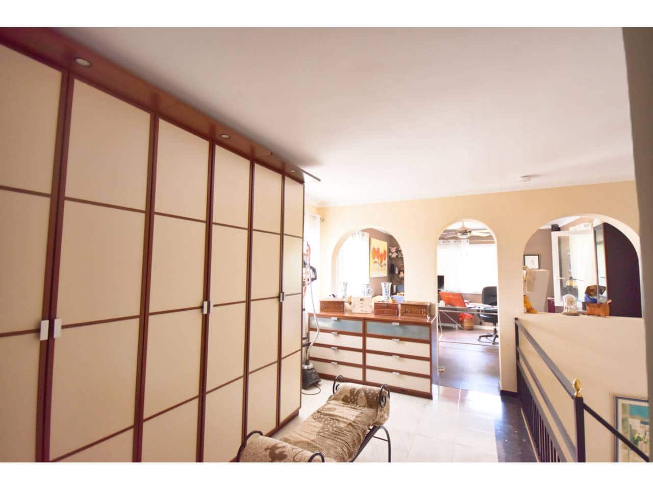 4 chambre Villa/Maison à vendre à Sa Coma avec piscine - 737 000 € (Ref: 9329837)