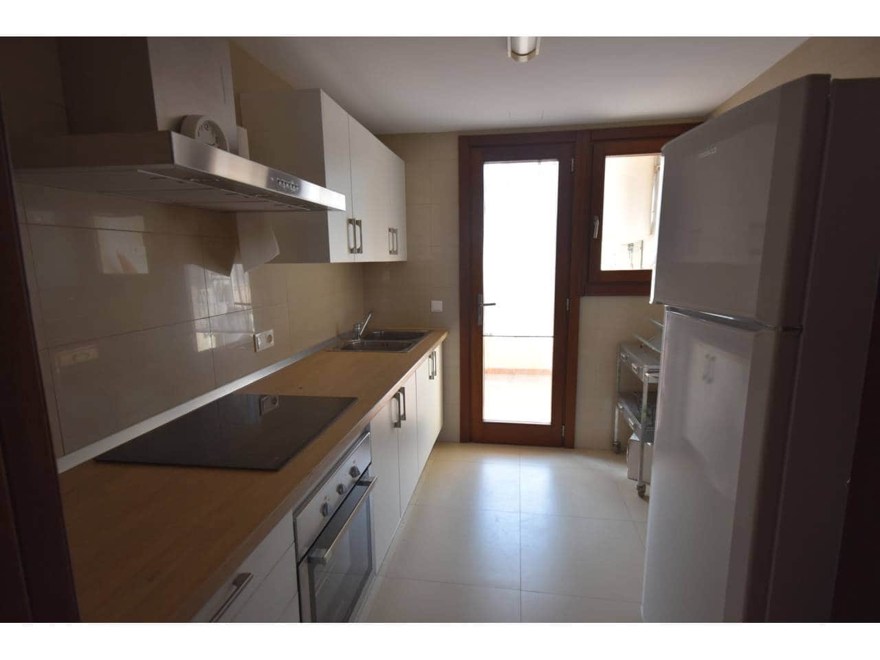 2 slaapkamer Flat te huur in Arta met garage - € 1.050 (Ref: 9468016)