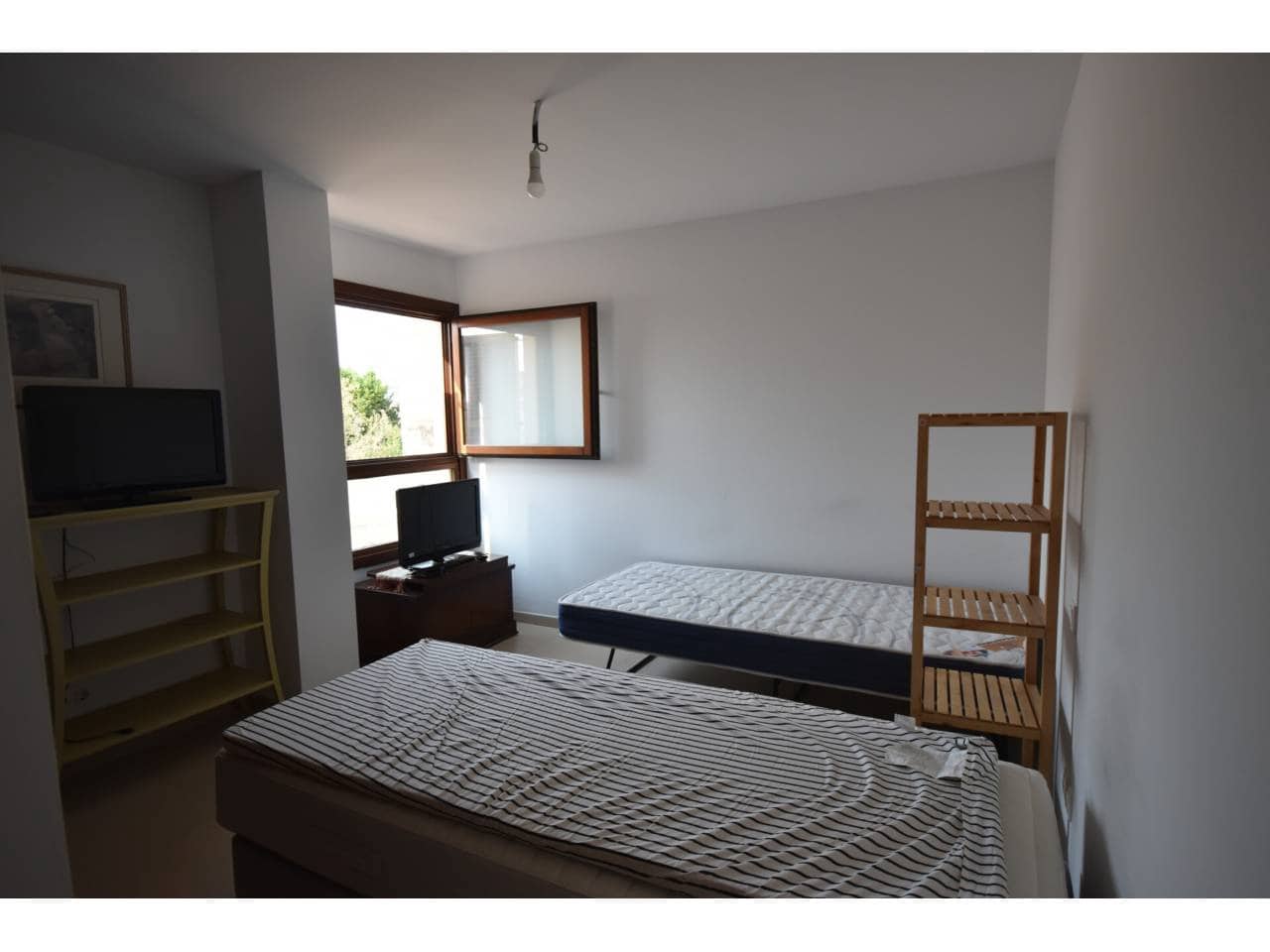 2 slaapkamer Flat te huur in Arta met garage - € 1.050 (Ref: 9468016)