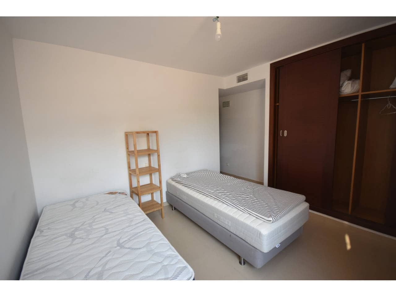 2 slaapkamer Flat te huur in Arta met garage - € 1.050 (Ref: 9468016)