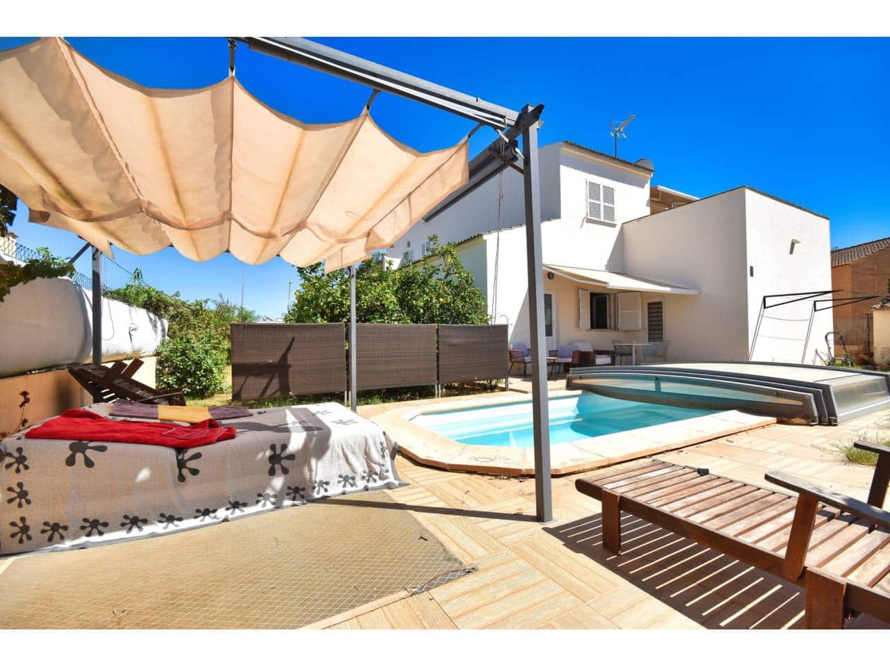 4 bedroom Villa for sale in Sa Coma with pool - € 757,000 (Ref: 9503615)