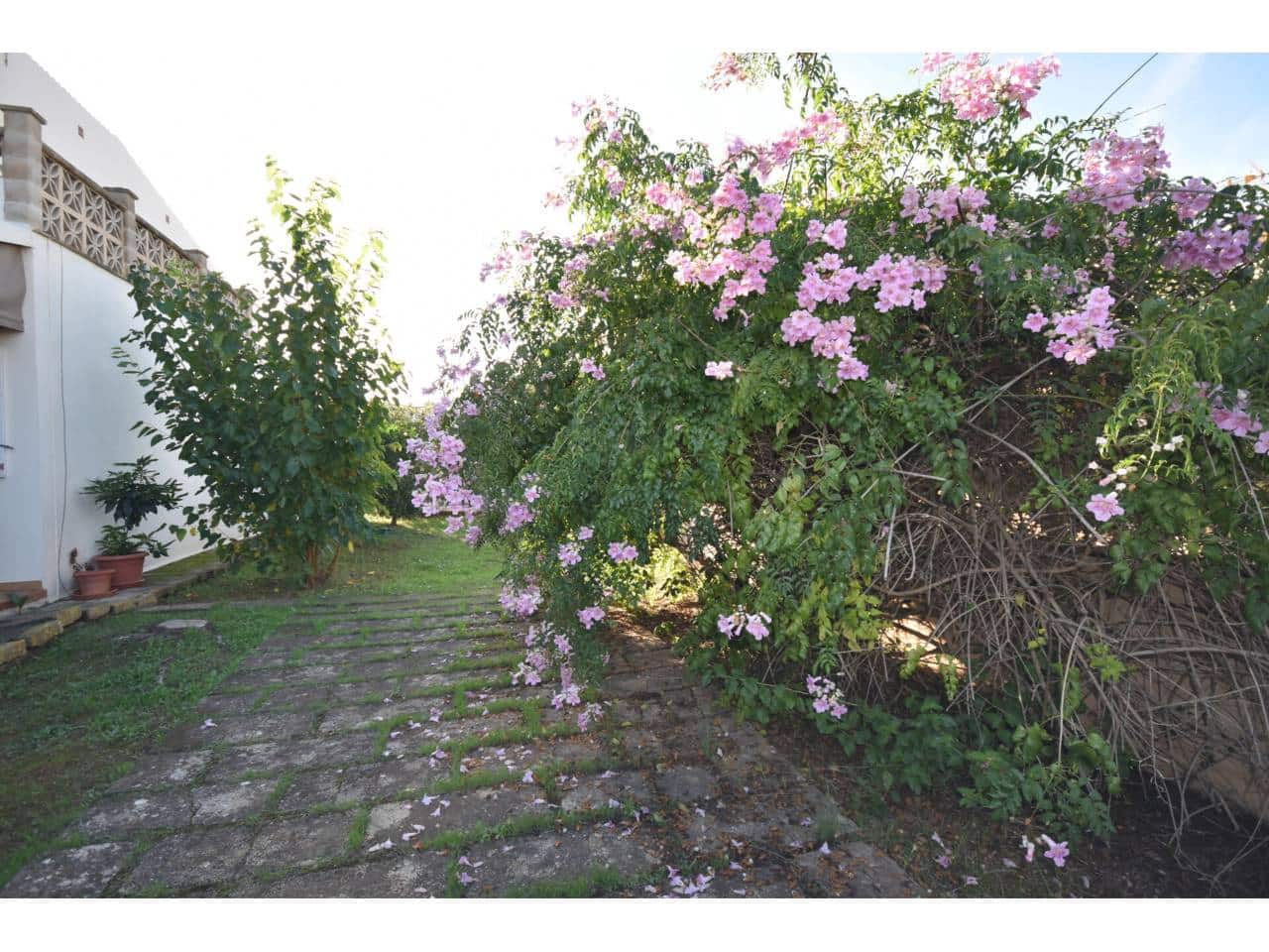 4 bedroom Villa for sale in Sa Coma with pool - € 757,000 (Ref: 9503615)