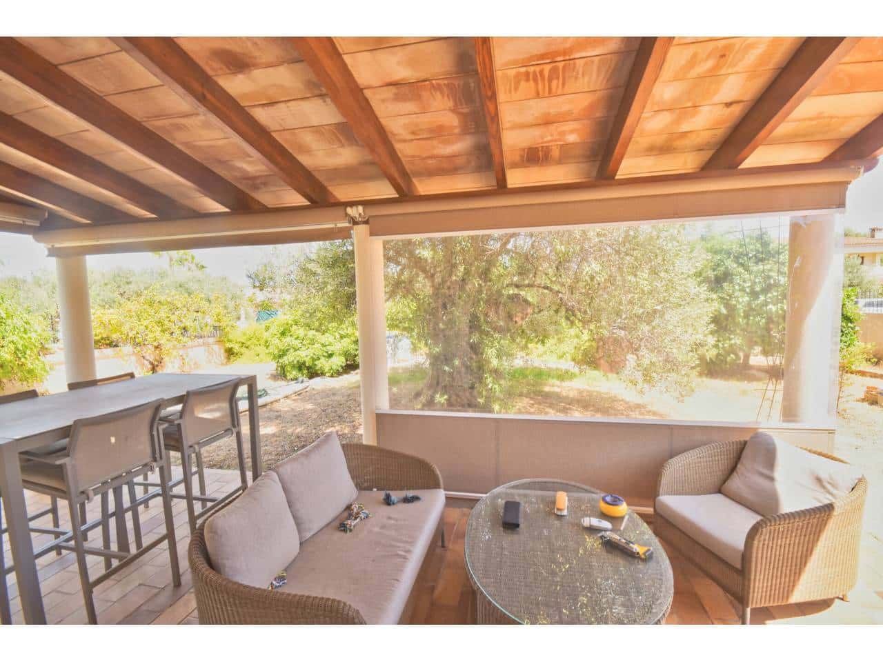 4 bedroom Villa for sale in Sa Coma with pool - € 757,000 (Ref: 9503615)