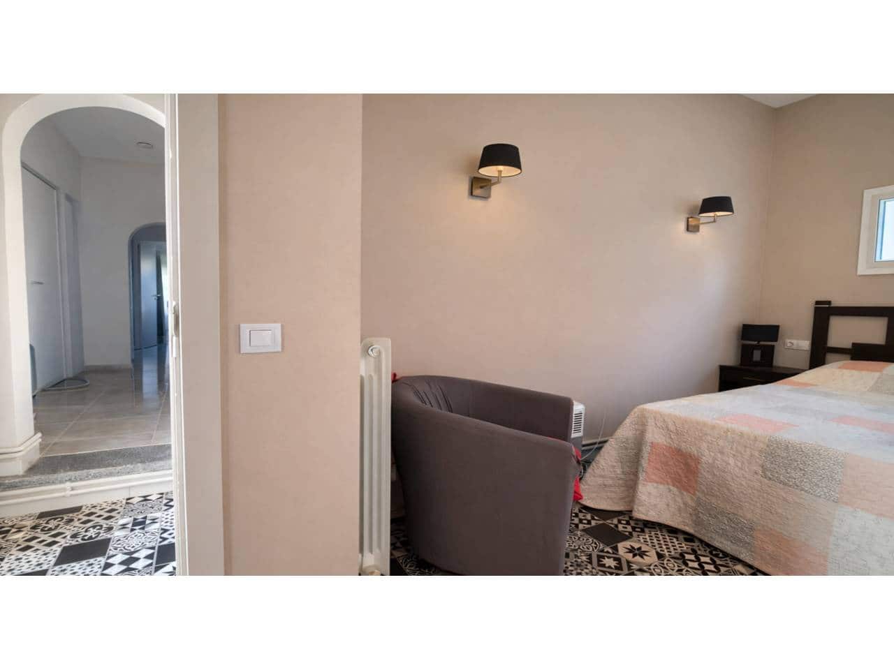 Chalet de 4 habitaciones en Sa Coma en venta con piscina - 747.000 € (Ref: 9503615)