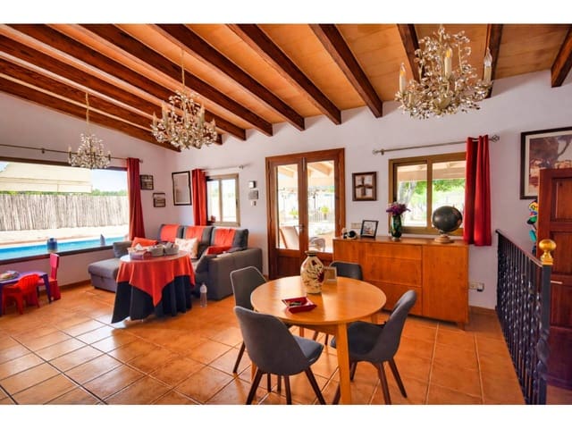 Finca/Casa Rural de 3 habitaciones en Manacor en venta con piscina - 595.000 € (Ref: 9572206)
