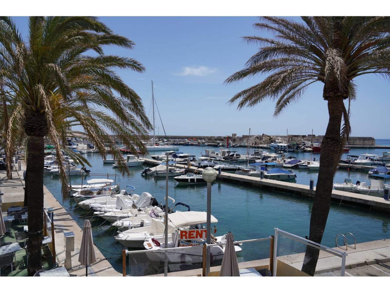 3 chambre Appartement à vendre à Cala Ratjada avec piscine garage - 438 000 € (Ref: 9594491)