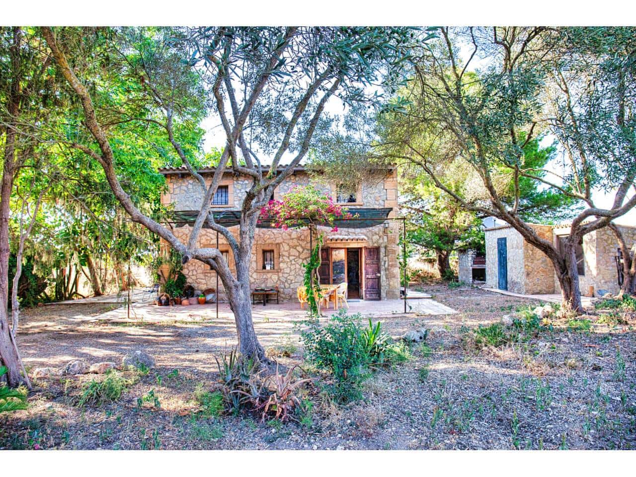 4 sovrum Finca/Hus på landet till salu i Manacor med garage - 480 000 € (Ref: 9669080)