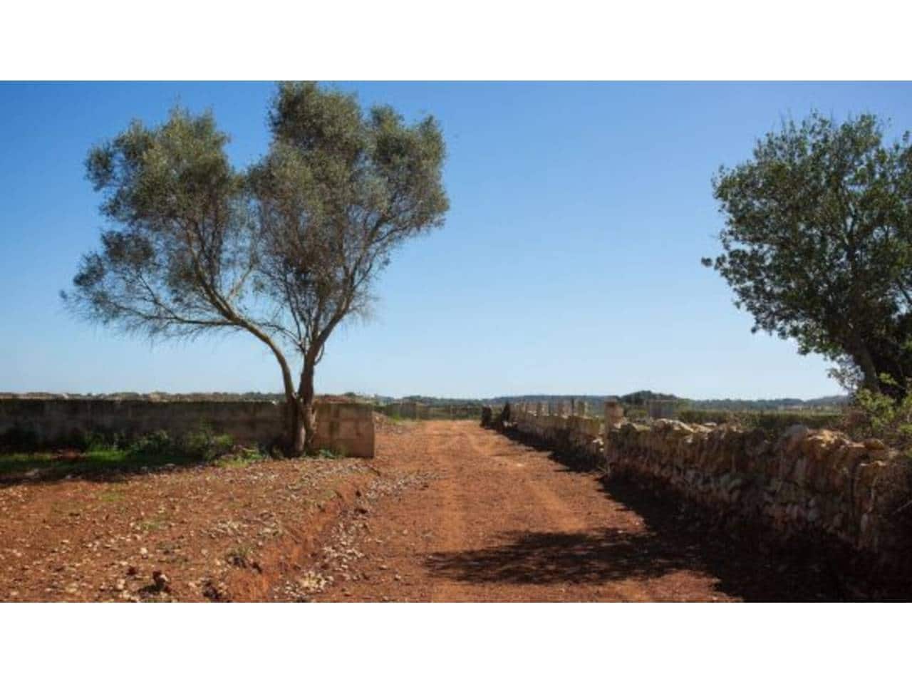 4 bedroom Finca/Country House for sale in Sant Llorenc des Cardassar with pool - € 799,000 (Ref: 9719185)