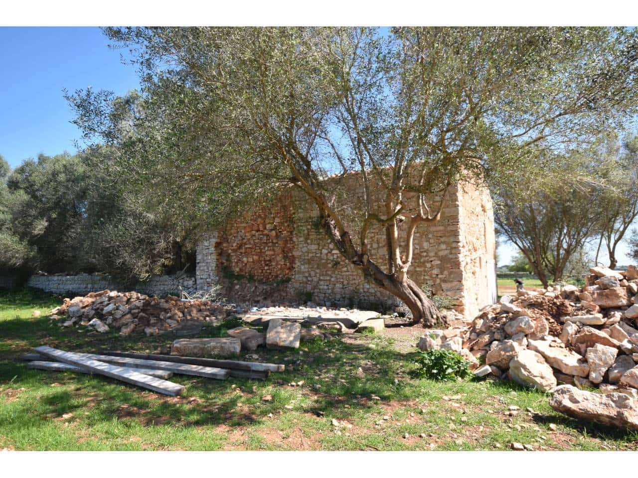 4 bedroom Finca/Country House for sale in Sant Llorenc des Cardassar with pool - € 799,000 (Ref: 9719185)