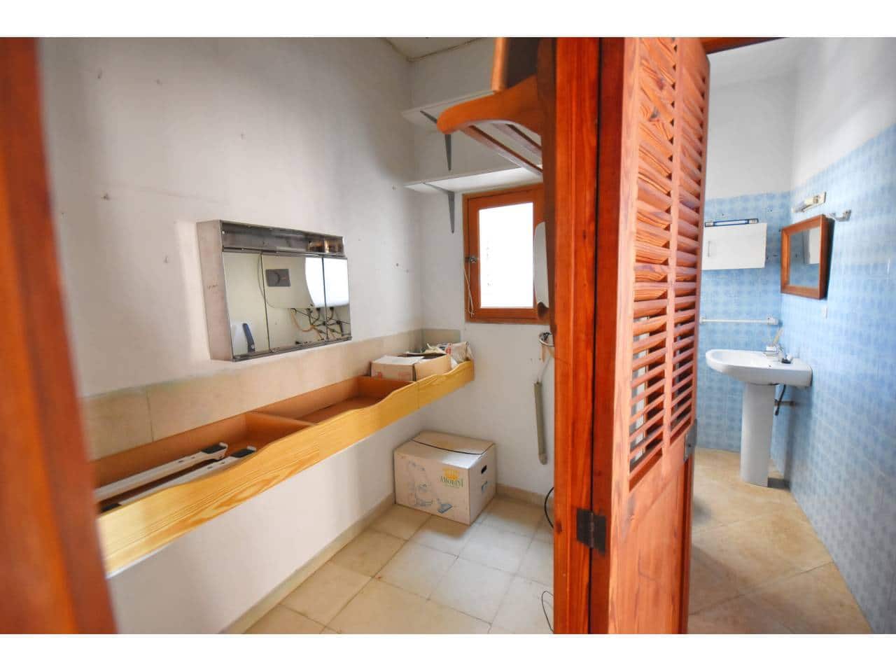 4 bedroom Townhouse for sale in Santa Margalida with garage - € 315,000 (Ref: 9789717)