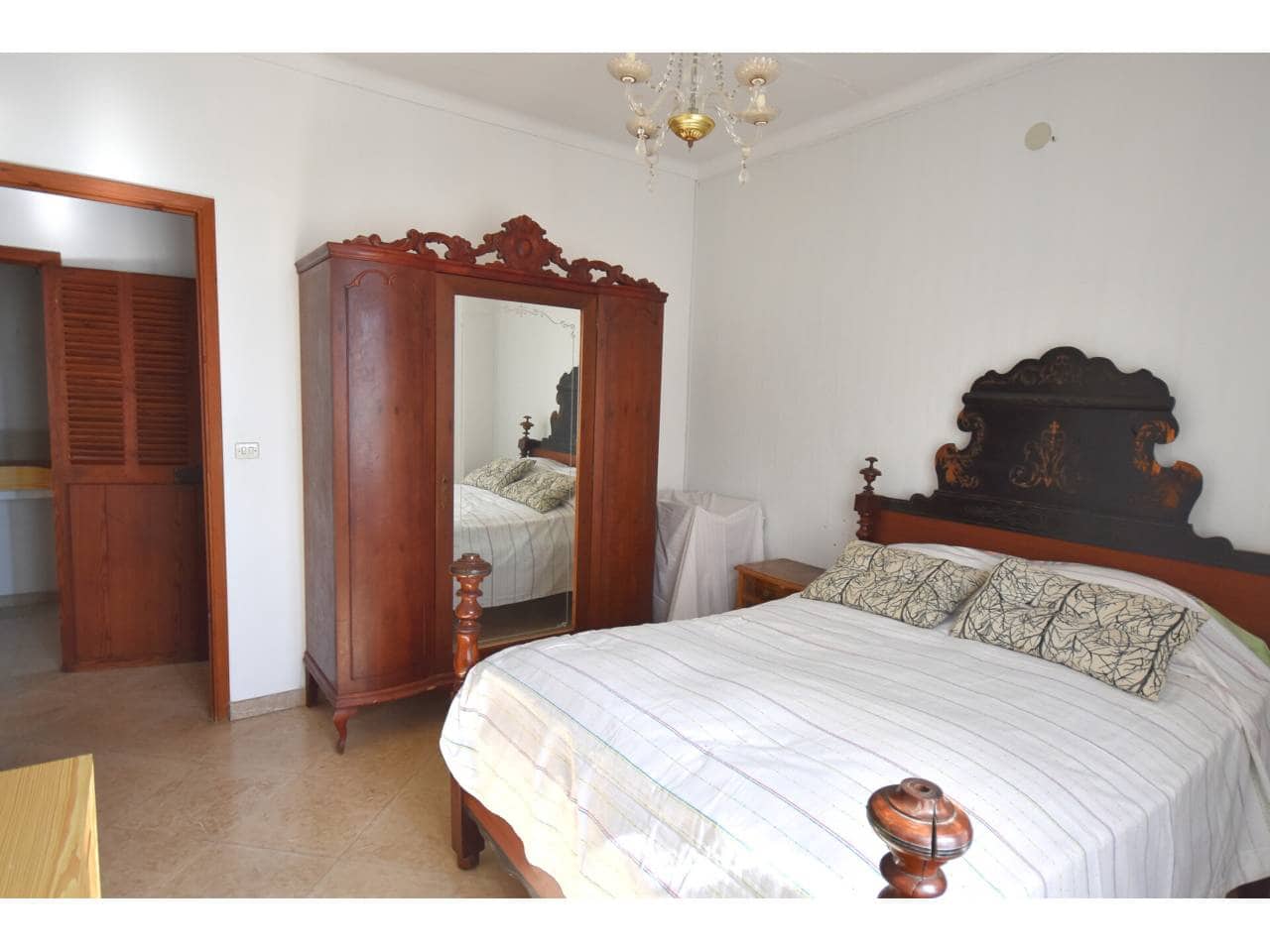 4 bedroom Townhouse for sale in Santa Margalida with garage - € 315,000 (Ref: 9789717)