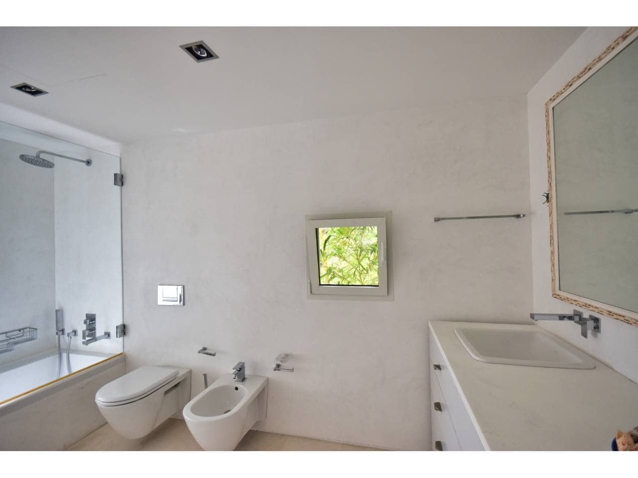 6 sypialnia Willa na sprzedaż w Costa de los Pinos z basenem garażem - 3 890 000 € (Ref: 9905134)