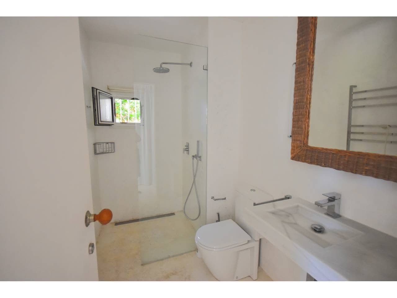 6 sypialnia Willa na sprzedaż w Costa de los Pinos z basenem garażem - 3 890 000 € (Ref: 9905134)