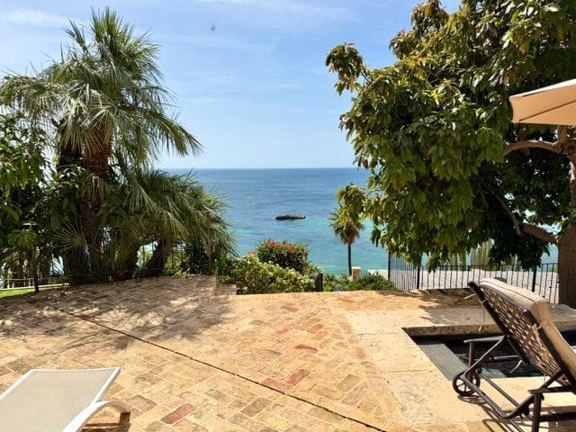 4 quarto Moradia para venda em Altea com piscina garagem - 4 390 000 € (Ref: 10057944)