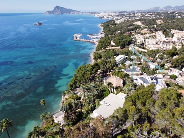 Chalet de 4 habitaciones en Altea en venta con piscina garaje - 4.390.000 € (Ref: 10057944)