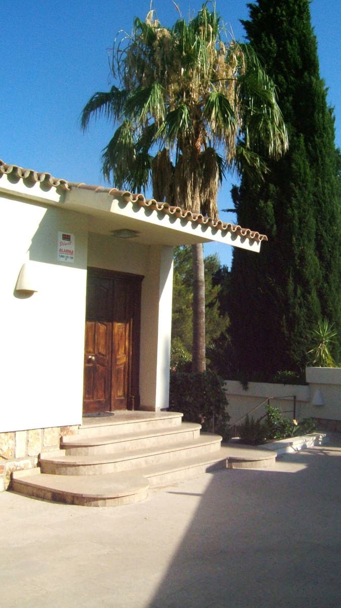 Chalet de 5 habitaciones en Benidorm en venta con piscina garaje - 860.000 € (Ref: 3092767)