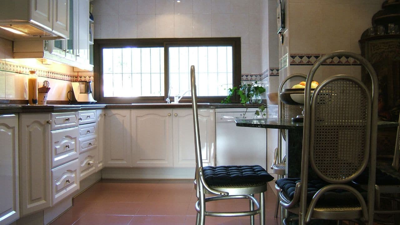 Chalet de 5 habitaciones en Benidorm en venta con piscina garaje - 860.000 € (Ref: 3092767)