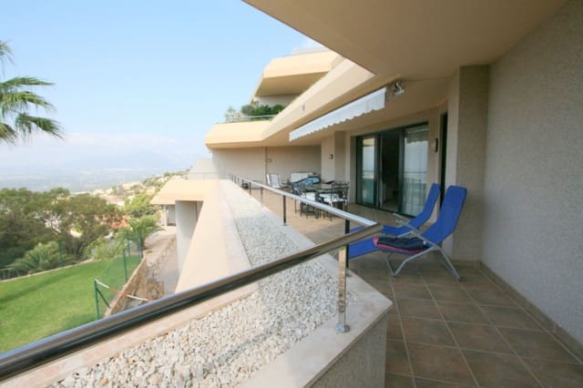 2 bedroom Apartment for sale in Altea - € 590,000 (Ref: 3092791)