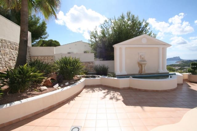 3 bedroom Villa for sale in Moraira, Teulada-Moraira with pool garage - € 1,590,000 (Ref: 4205507)