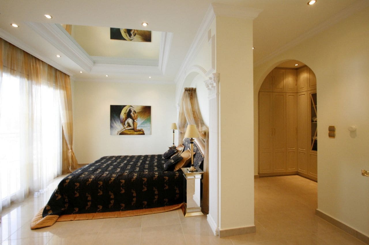 3 bedroom Villa for sale in Moraira with pool garage - € 1,590,000 (Ref: 4205507)