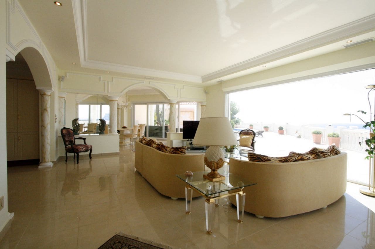 3 bedroom Villa for sale in Moraira with pool garage - € 1,590,000 (Ref: 4205507)