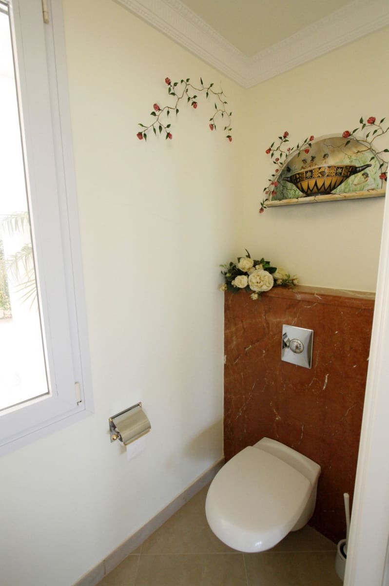 3 bedroom Villa for sale in Moraira with pool garage - € 1,590,000 (Ref: 4205507)