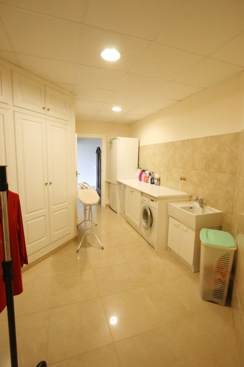 3 bedroom Villa for sale in Moraira with pool garage - € 1,590,000 (Ref: 4205507)