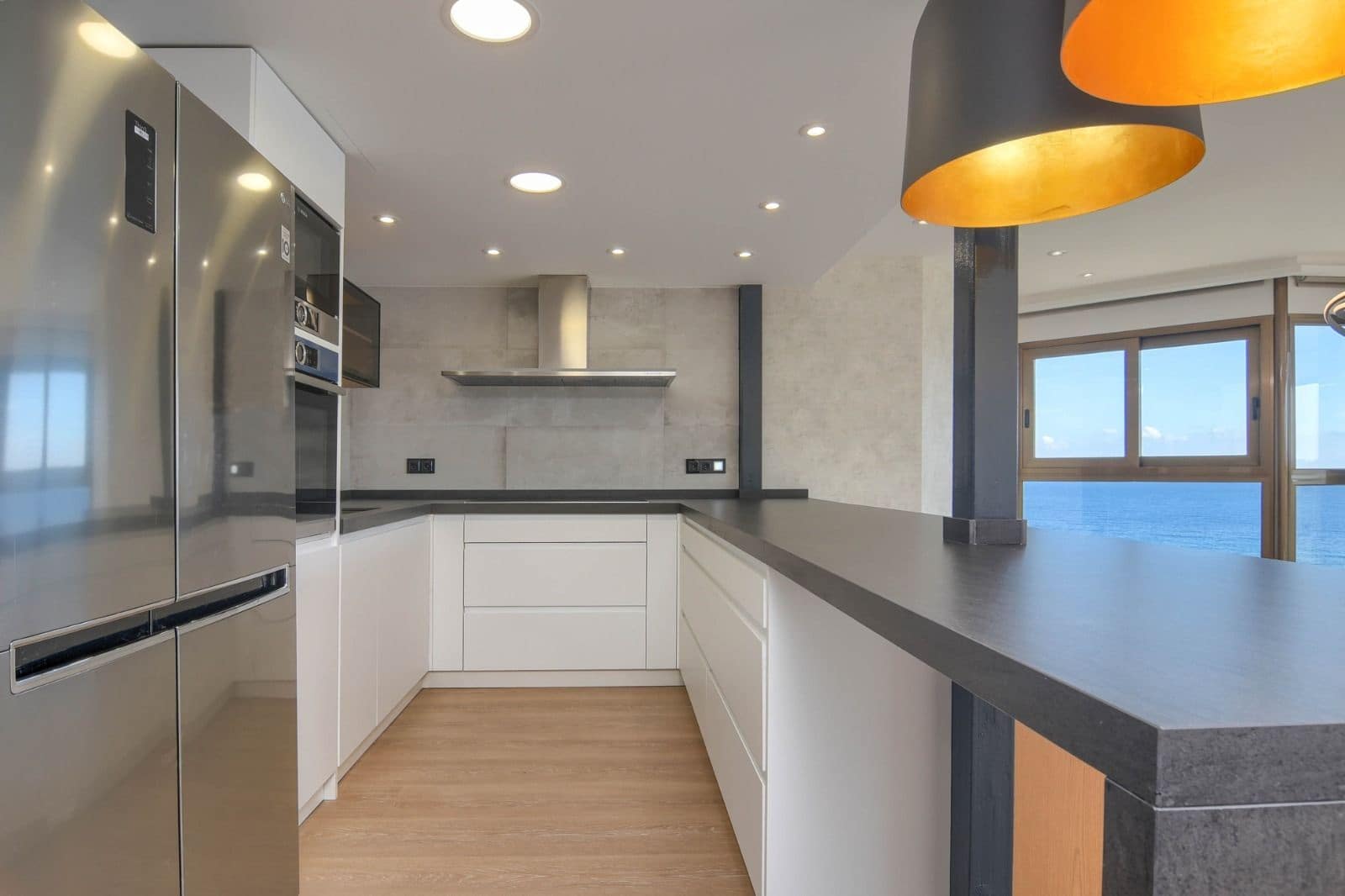 3 bedroom Apartment for sale in Calpe / Calp with garage - € 1,100,000 (Ref: 6482929)