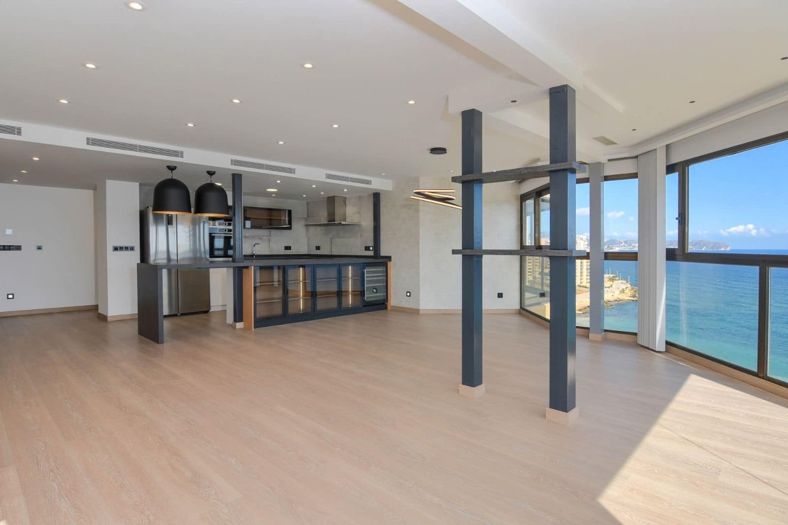 3 bedroom Apartment for sale in Calpe / Calp with garage - € 1,100,000 (Ref: 6482929)