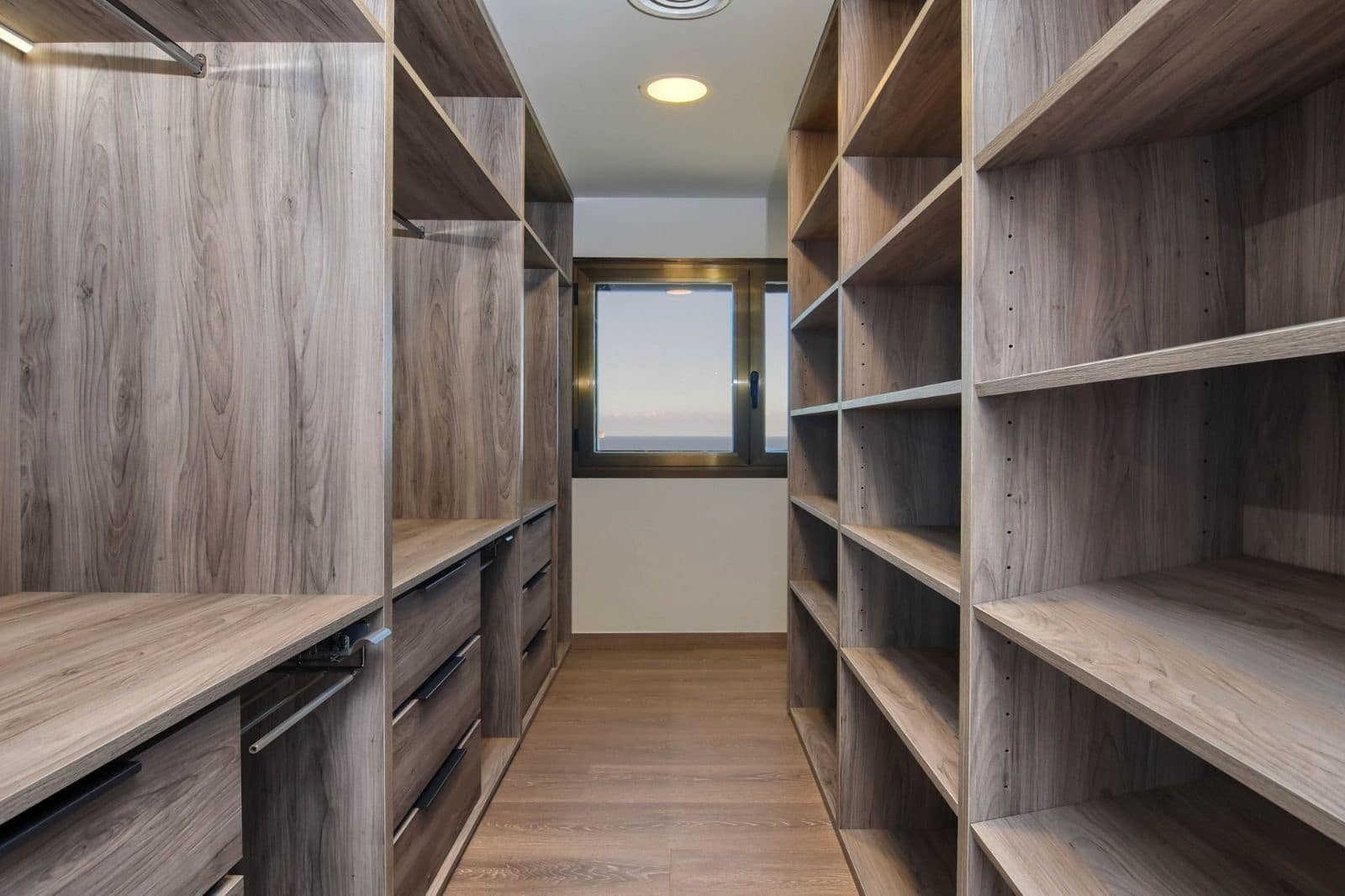 3 bedroom Apartment for sale in Calpe / Calp with garage - € 1,100,000 (Ref: 6482929)