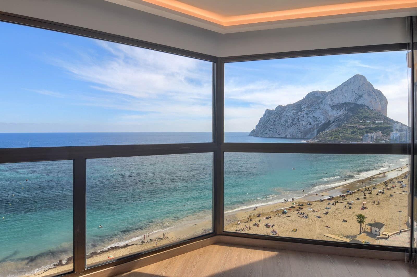 3 bedroom Apartment for sale in Calpe / Calp with garage - € 1,100,000 (Ref: 6482929)