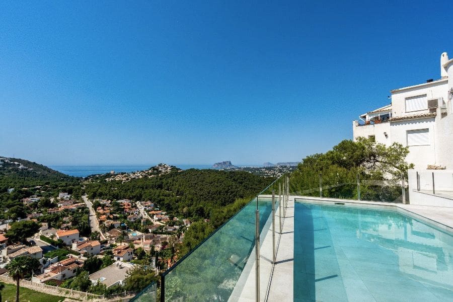 4 Zimmer Villa zu verkaufen in Moraira mit Pool Garage - 1.499.000 € (Ref: 6487679)