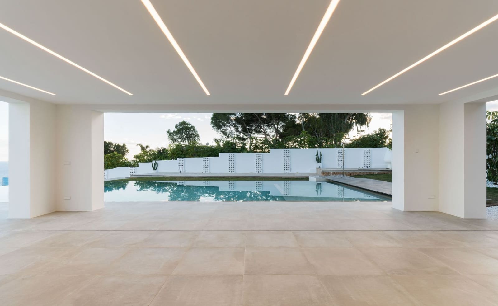 6 bedroom Villa for sale in Javea / Xabia with pool garage - € 4,400,000 (Ref: 6487680)