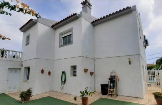 5 soveværelse Villa til salg i Alfaz del Pi / L'Alfàs del Pi med swimmingpool - € 675.000 (Ref: 7056041)