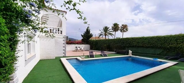 5 soveværelse Villa til salg i Alfaz del Pi / L'Alfàs del Pi med swimmingpool - € 675.000 (Ref: 7056041)