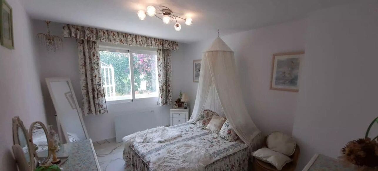 5 soveværelse Villa til salg i Alfaz del Pi / L'Alfas del Pi med swimmingpool - € 675.000 (Ref: 7056041)