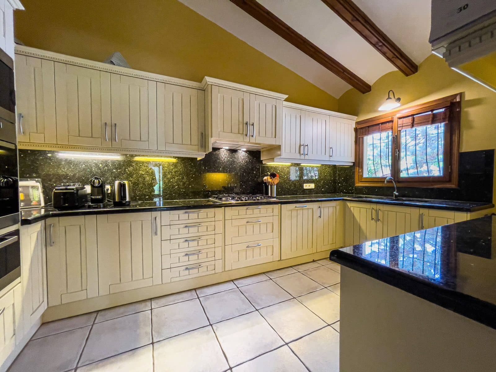 6 soverom Villa til salgs i Altea la Vella med svømmebasseng - € 1 100 000 (Ref: 7056042)