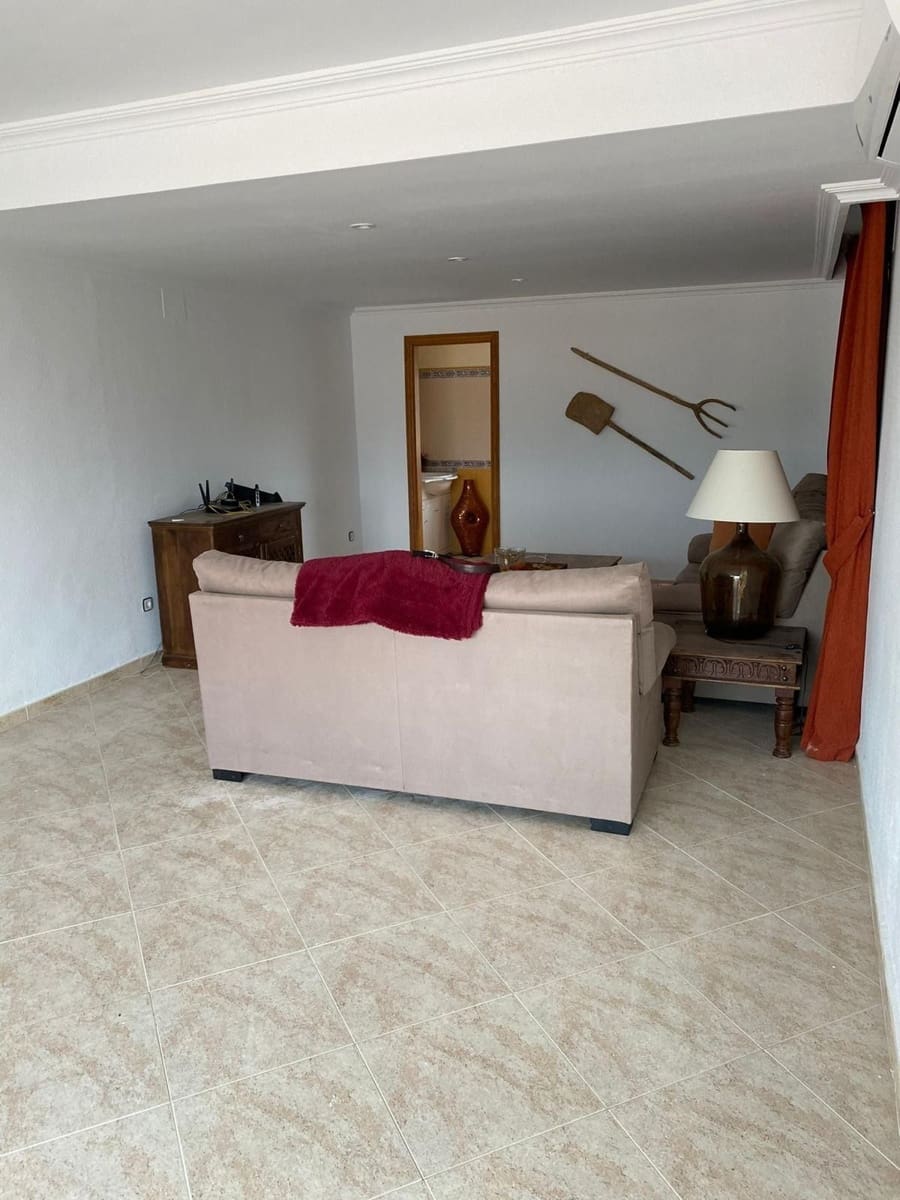 6 bedroom Villa for sale in Altea with pool garage - € 1,950,000 (Ref: 7056043)