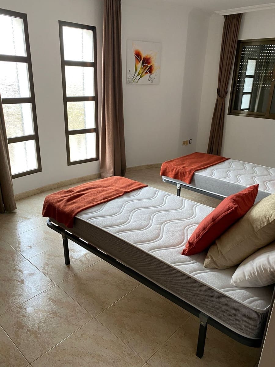 6 bedroom Villa for sale in Altea with pool garage - € 1,950,000 (Ref: 7056043)