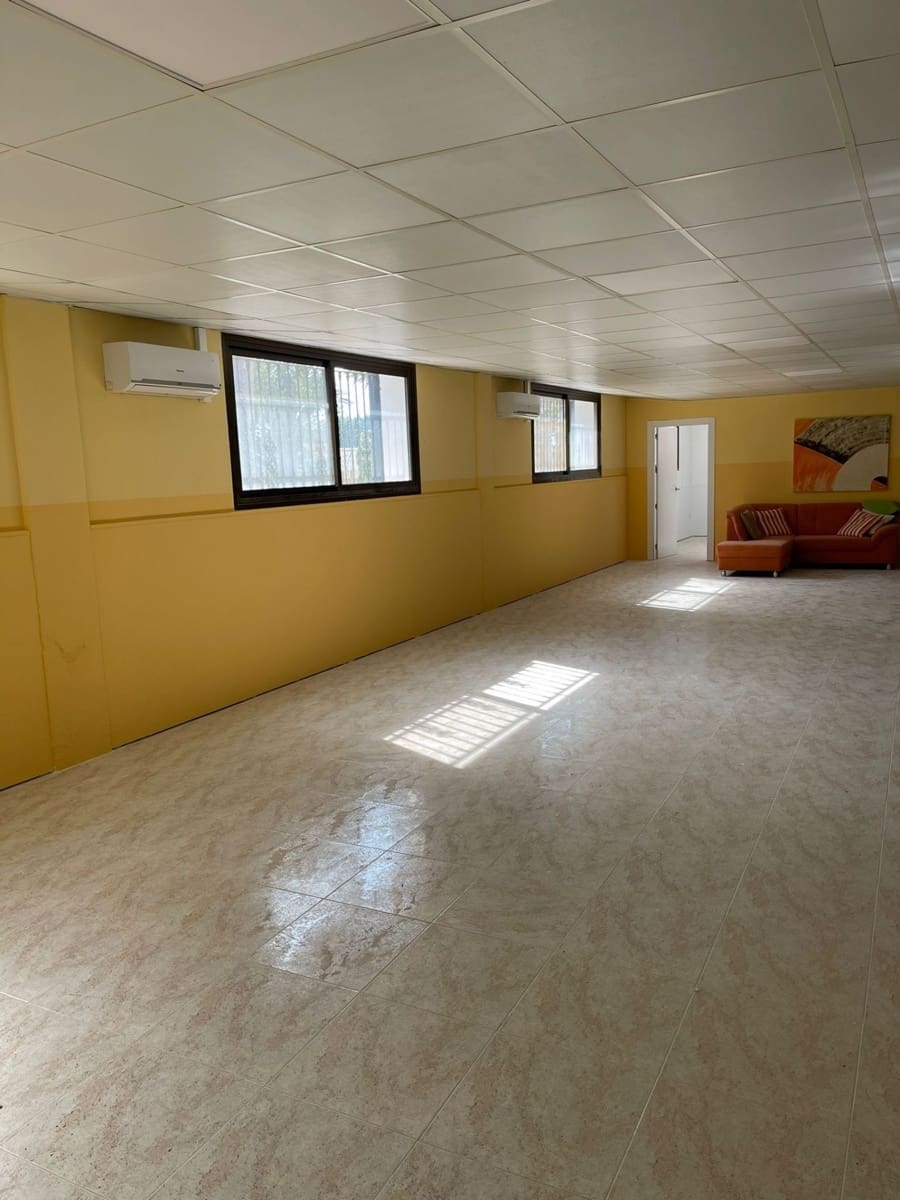 6 bedroom Villa for sale in Altea with pool garage - € 1,950,000 (Ref: 7056043)