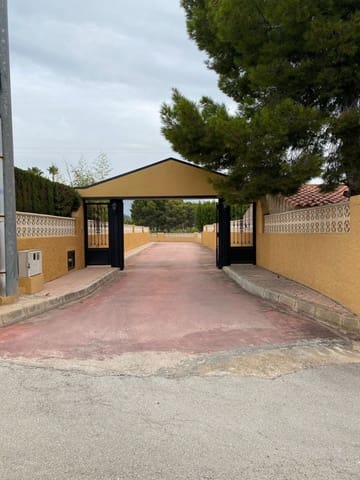 6 bedroom Villa for sale in Altea with pool garage - € 1,950,000 (Ref: 7056043)