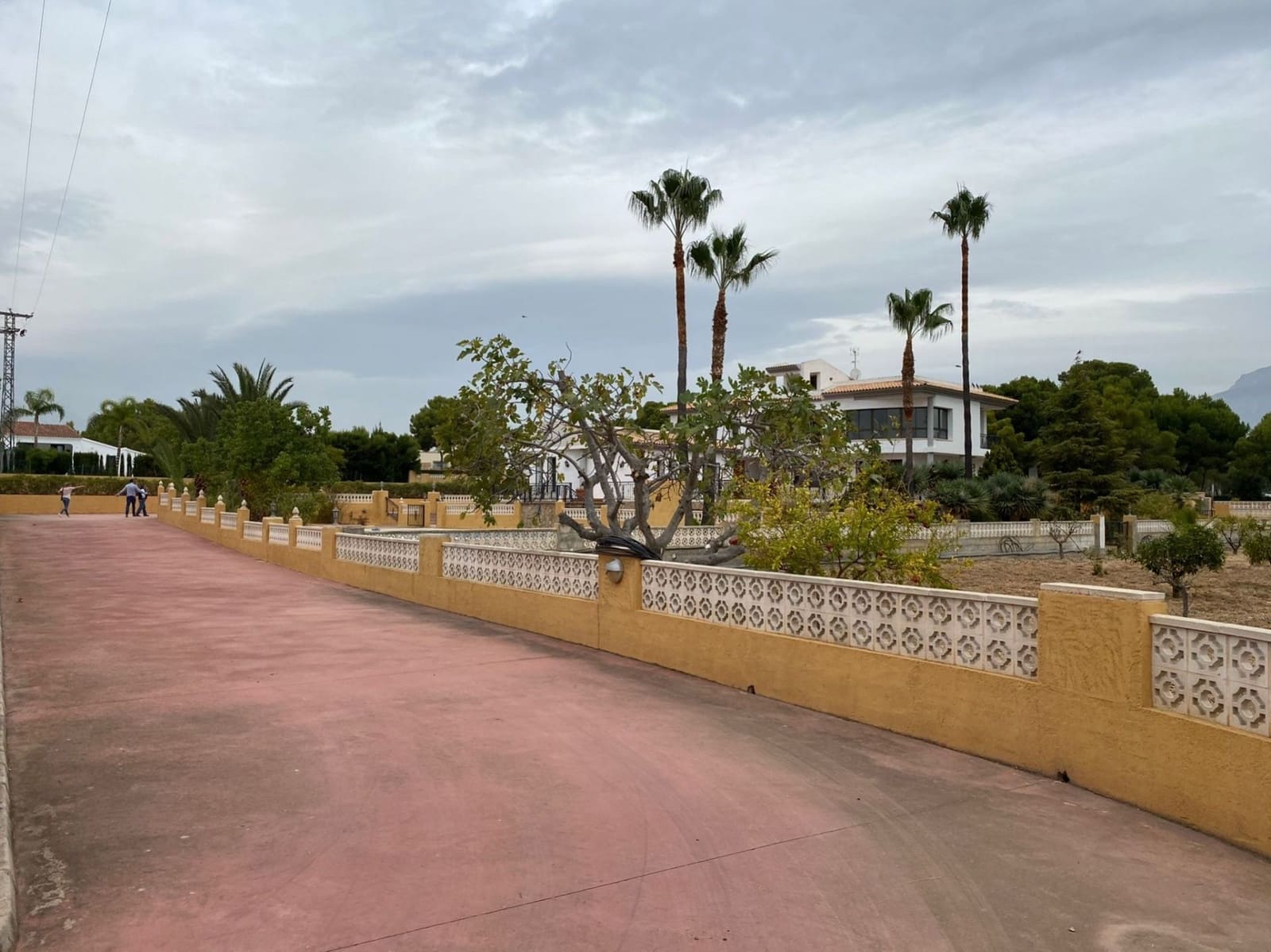 6 bedroom Villa for sale in Altea with pool garage - € 1,950,000 (Ref: 7056043)