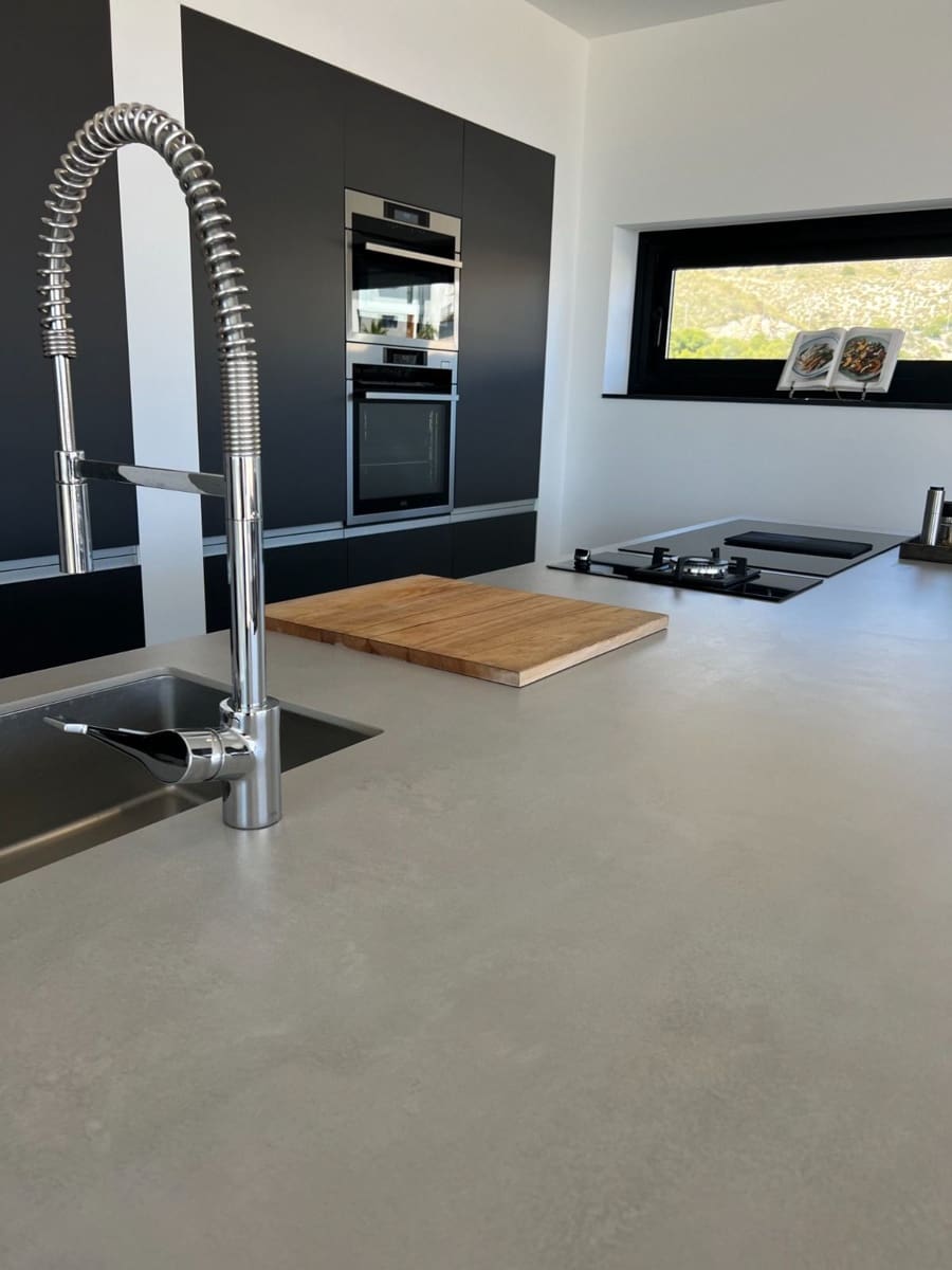 5 bedroom Villa for sale in Finestrat with pool garage - € 1,890,000 (Ref: 7058740)