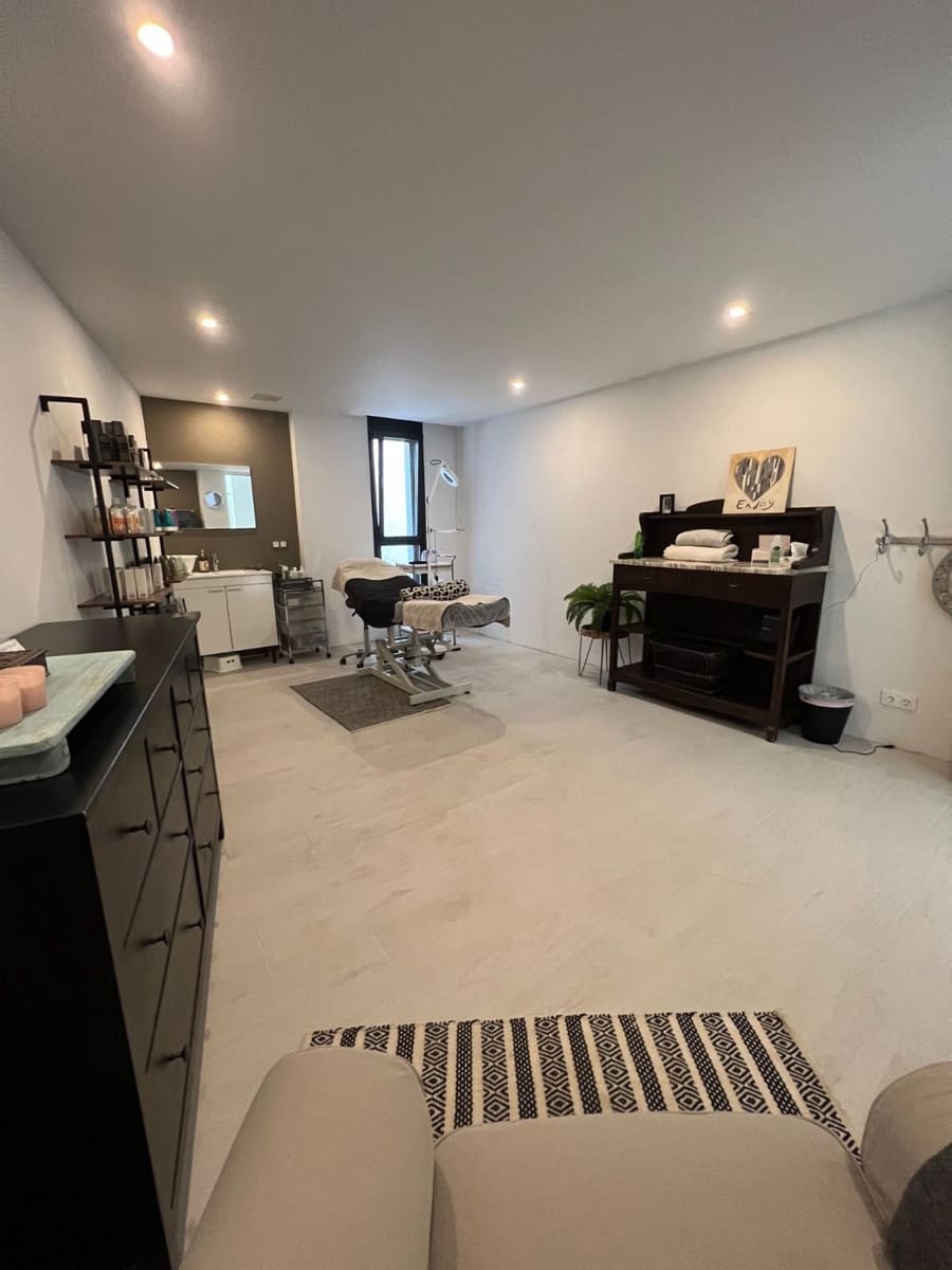 5 bedroom Villa for sale in Finestrat with pool garage - € 1,890,000 (Ref: 7058740)