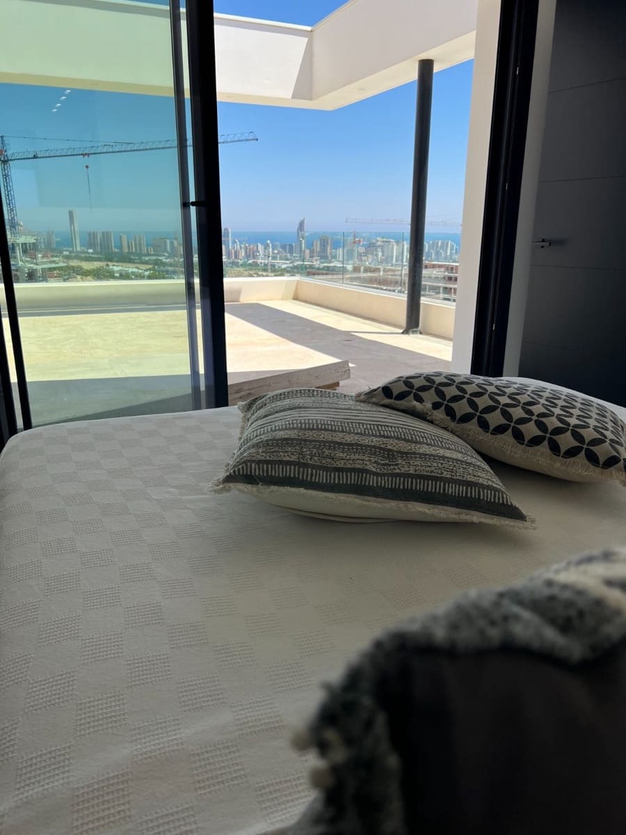 5 bedroom Villa for sale in Finestrat with pool garage - € 1,890,000 (Ref: 7058740)