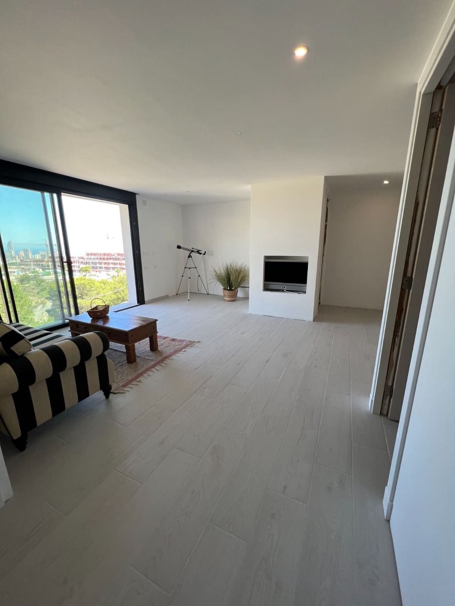 5 bedroom Villa for sale in Finestrat with pool garage - € 1,890,000 (Ref: 7058740)